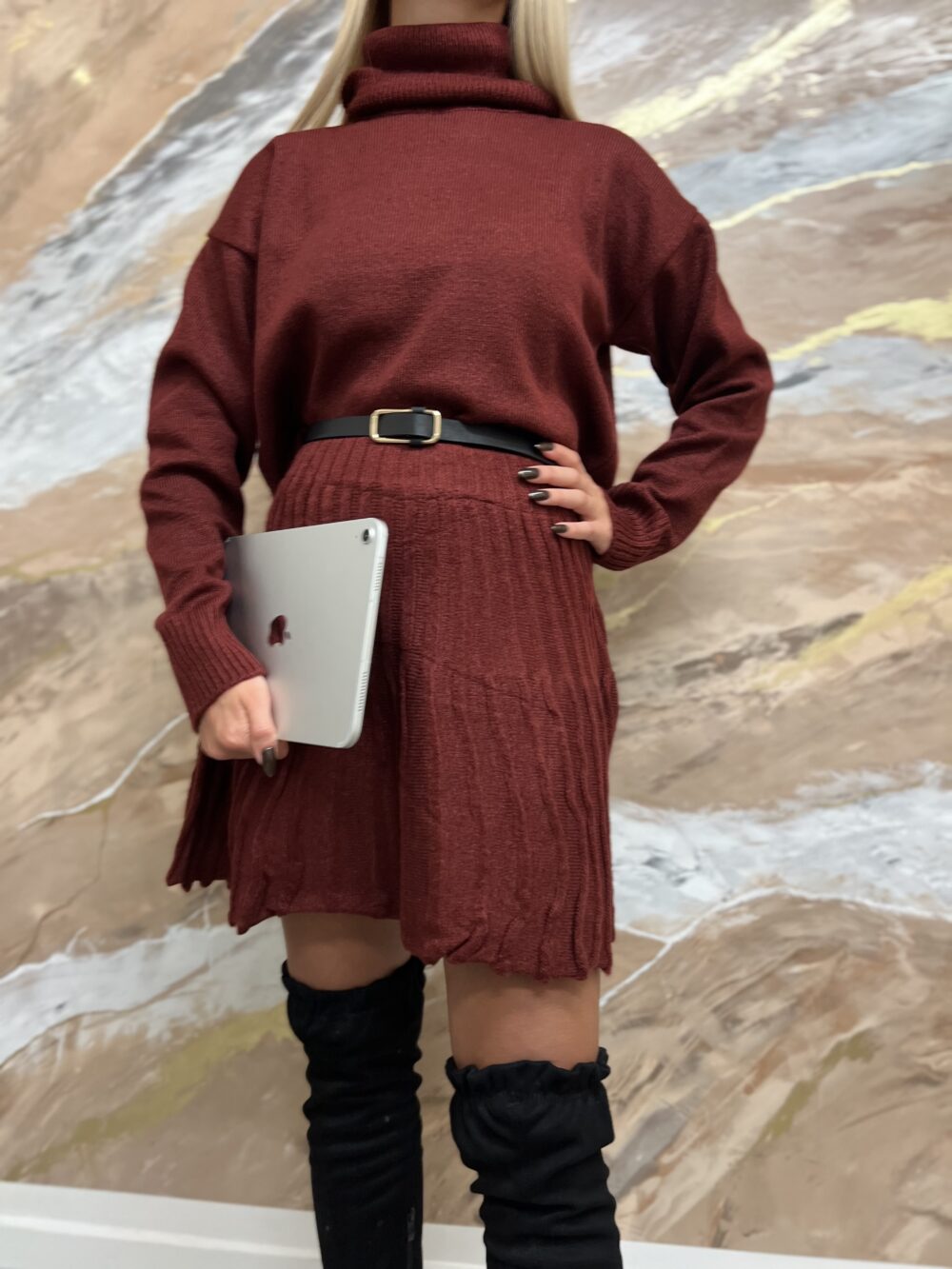 Pletená souprava s rolákem