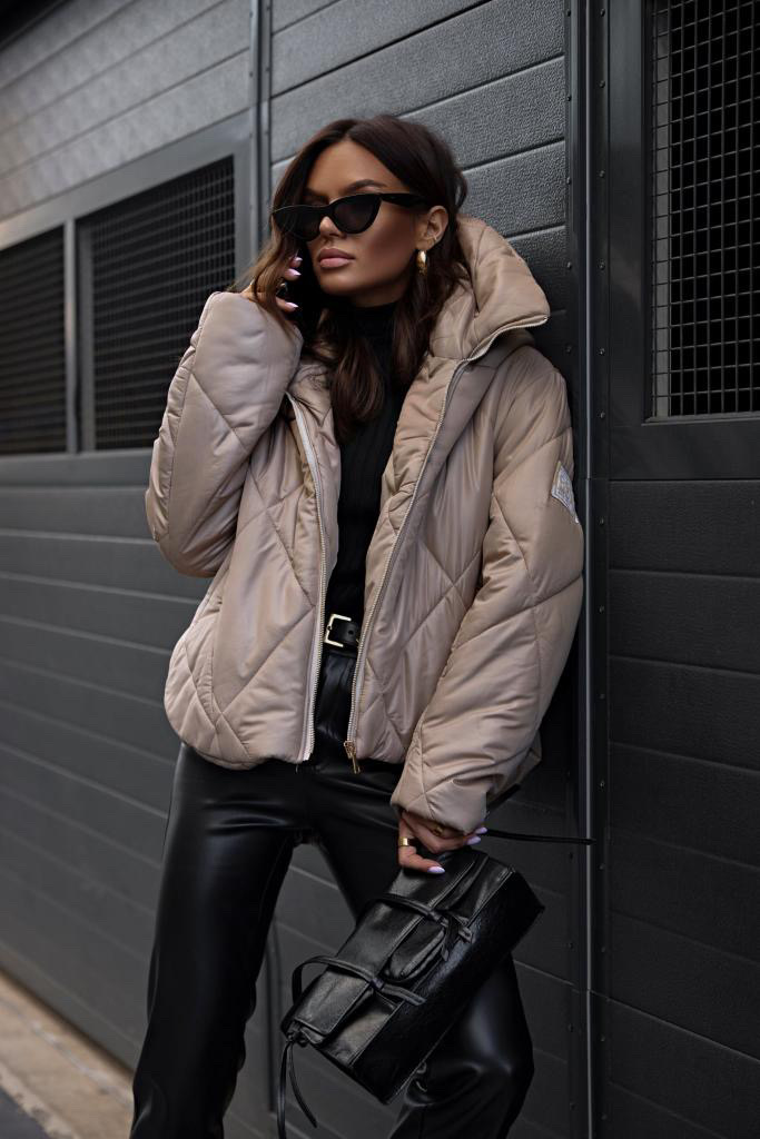 2E80D698-A5B9-48BB-8ABF-CE916DB1C962